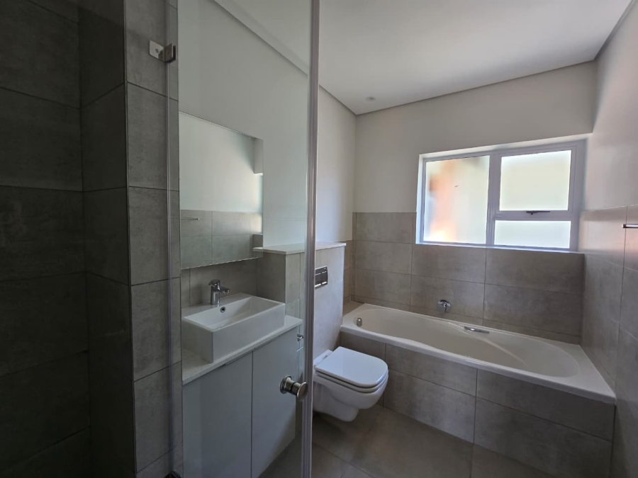 To Let 3 Bedroom Property for Rent in George South Western Cape